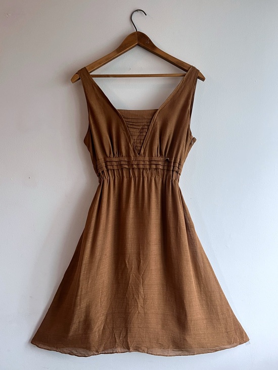 Dresses & Skirts - Vintage “L” 100% Silk Brown Dress Elastic Waist